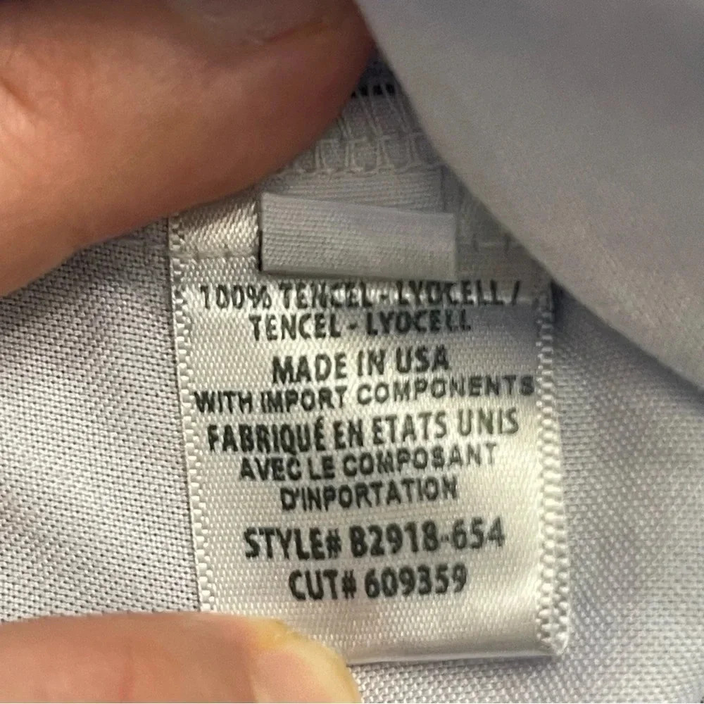 Bella Dahl 100% Tencel fray hem blouse. Pale blue, size small. EUC. - Picture 7 of 9